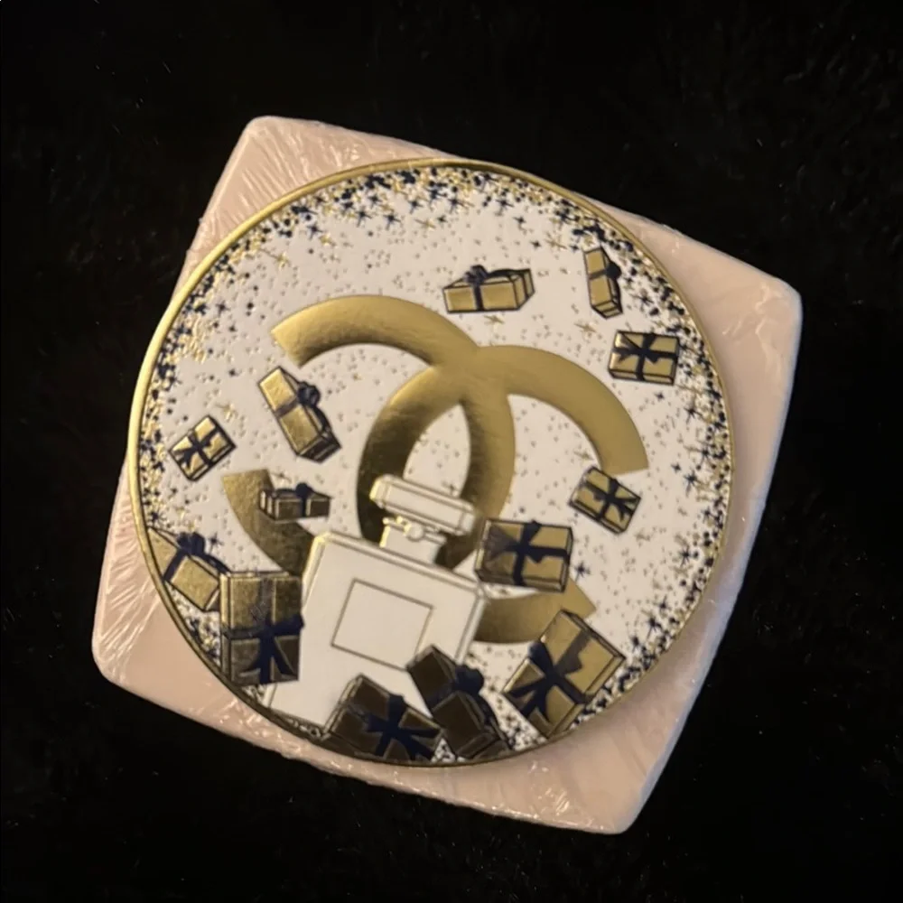 CHANEL No.5 scented bath soap - Picture 8 of 8